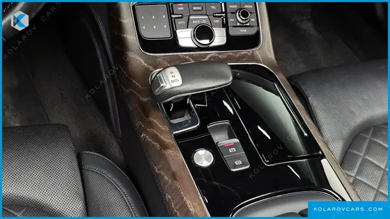 AUDI A8 65 TFSI QUATTRO LWB