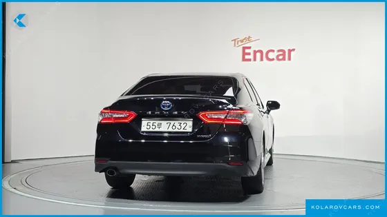 TOYOTA CAMRY 2.5 XLE HYBRID