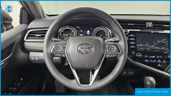 TOYOTA CAMRY 2.5 XLE HYBRID