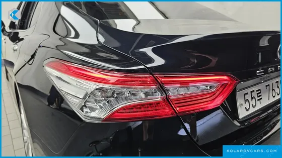 TOYOTA CAMRY 2.5 XLE HYBRID