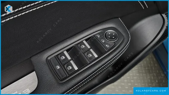 RENAULT KOREA XM3 1.6 E-TECH INSPIRE E-SHIFTER