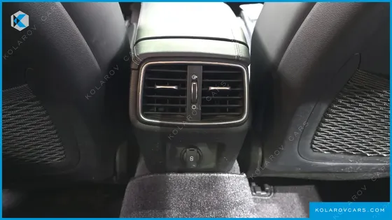 GENESIS G70 GASOLINE 3.3T 4WD