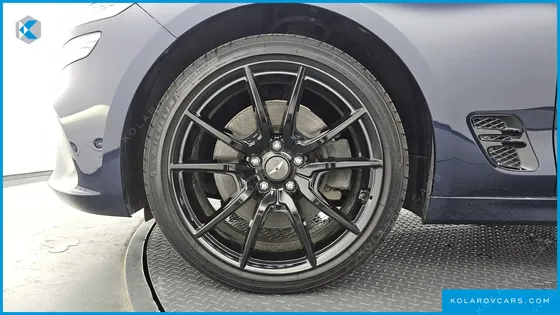 GENESIS G70 GASOLINE 3.3T 4WD