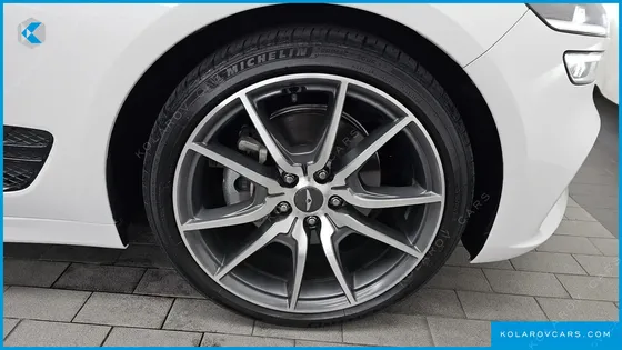 GENESIS G70 GASOLINE 2.0T 2WD