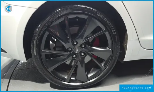 GENESIS G70 GASOLINE 2.0T 2WD