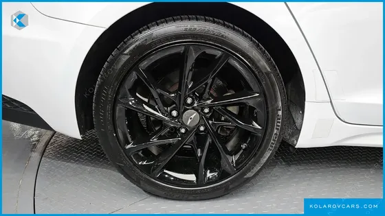 GENESIS G70 GASOLINE 2.0T 2WD