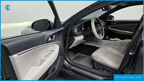 GENESIS G70 GASOLINE 2.0T 2WD