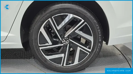 VOLKSWAGEN JETTA 1.5 TSI PRESTIGE