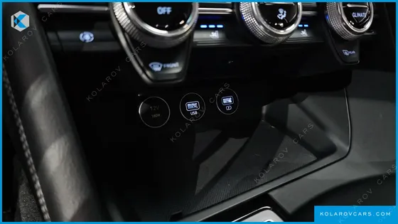 GENESIS G70 DIESEL 2.2 4WD