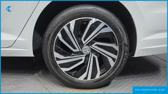 VOLKSWAGEN JETTA 1.4 TSI PRESTIGE