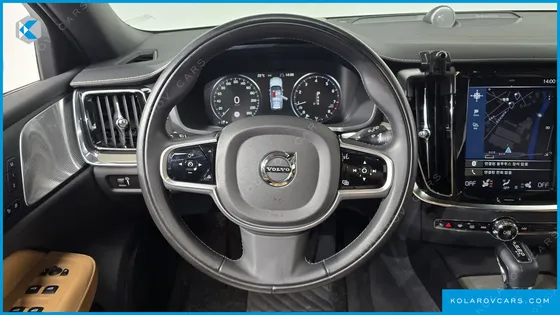 VOLVO V60 T5 PRO AWD