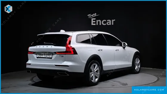 VOLVO V60 T5 AWD