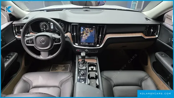 VOLVO V60 T5 AWD