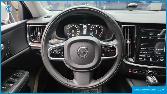 VOLVO V60 T5 AWD