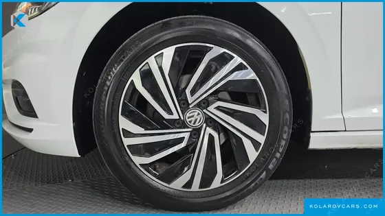 VOLKSWAGEN JETTA 1.4 TSI PRESTIGE