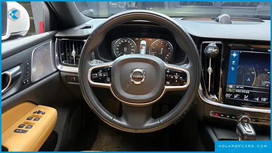 VOLVO V60 T5 PRO AWD