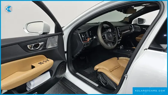 VOLVO V60 B5 PRO AWD