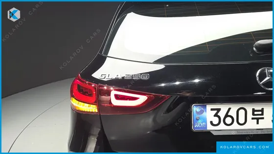 MERCEDES GLA-CLASS GLA250 4MATIC