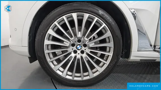 BMW X7 XDRIVE 40I DESIGN PURE EXCELLENCE 6-SEATER