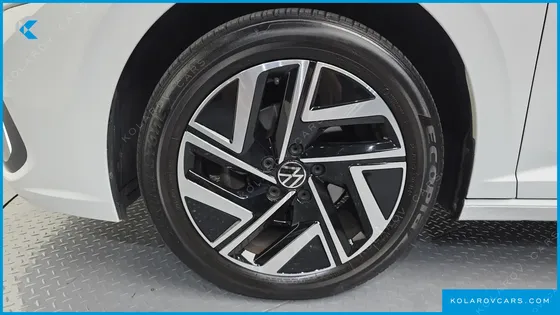 VOLKSWAGEN JETTA 1.5 TSI PRESTIGE