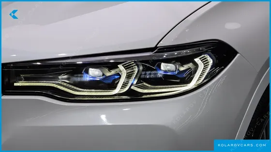 BMW X7 XDRIVE 30D DESIGN PURE EXCELLENT 6-SEATER