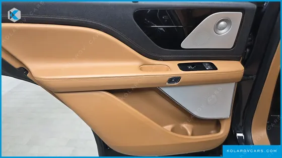 LINCOLN AVIATOR 3.0 BLACK LABEL AWD