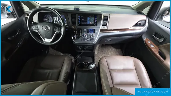 TOYOTA SIENNA 3.5 AWD