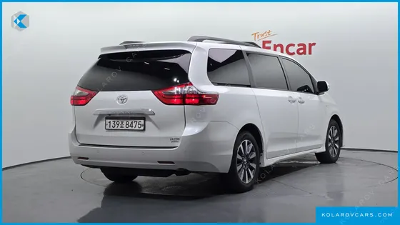 TOYOTA SIENNA 3.5 AWD
