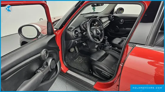 MINI COOPER 5DOOR MID