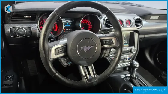 FORD MUSTANG COUPE