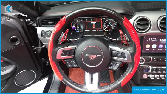 FORD MUSTANG CONVERTIBLE