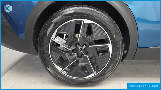 PEUGEOT 408 1.2 PURE TECH GT
