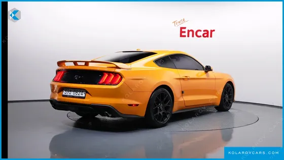 FORD MUSTANG COUPE