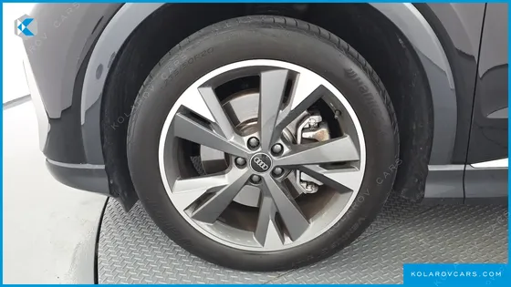 AUDI Q4 E-TRON 40 PREMIUM