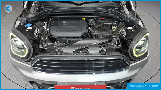 MINI COUNTRYMAN CLASSIC PLUS LAUNCH PACK