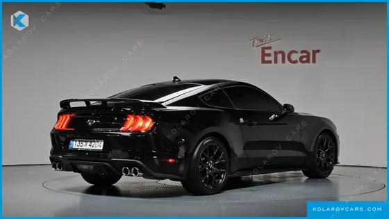 FORD MUSTANG COUPE