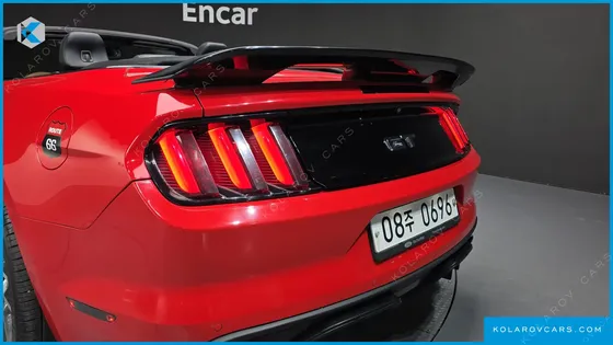 FORD MUSTANG GT CONVERTIBLE