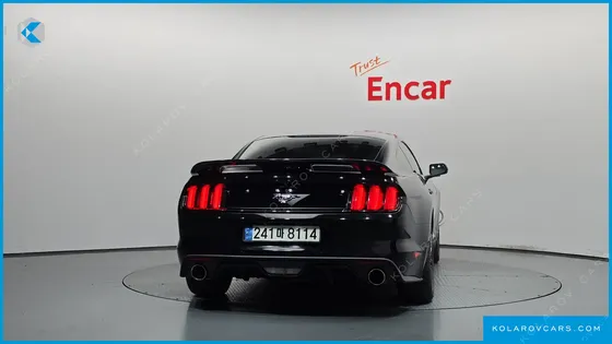 FORD MUSTANG COUPE