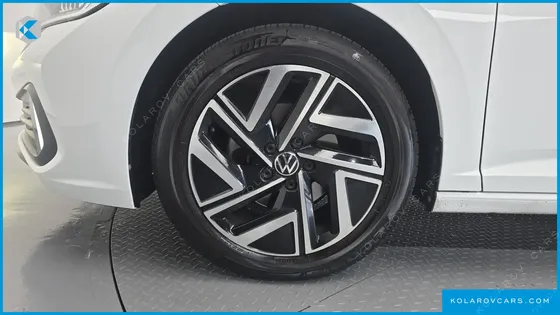 VOLKSWAGEN JETTA 1.5 TSI PRESTIGE