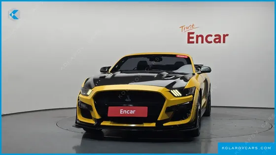 FORD MUSTANG GT CONVERTIBLE