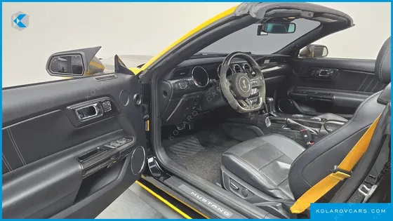FORD MUSTANG GT CONVERTIBLE