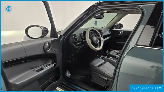 MINI COUNTRYMAN CLASSIC