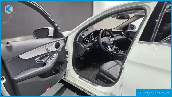 MERCEDES C-CLASS C220 D AVANTGARDE