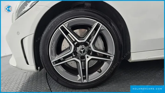 MERCEDES C-CLASS C300E 4MATIC AMG LINE