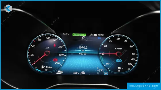 MERCEDES C-CLASS C300E 4MATIC AMG LINE