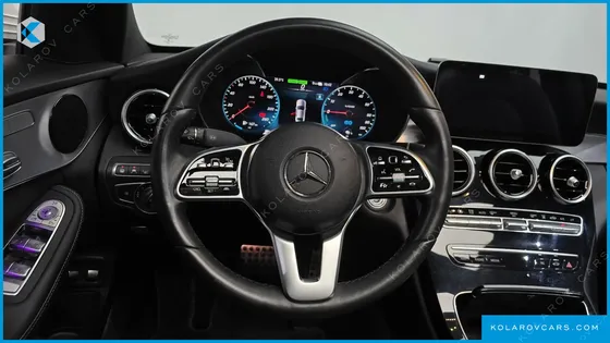 MERCEDES C-CLASS C300E 4MATIC AMG LINE