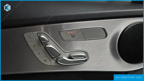 MERCEDES C-CLASS C300E 4MATIC AMG LINE