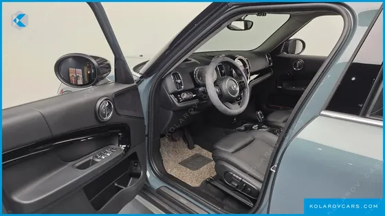 MINI COUNTRYMAN CLASSIC PLUS