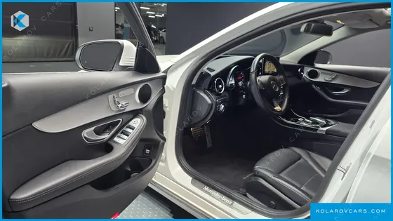 MERCEDES C-CLASS C220 D AVANTGARDE