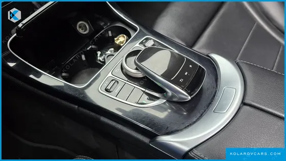 MERCEDES C-CLASS C220 D AVANTGARDE